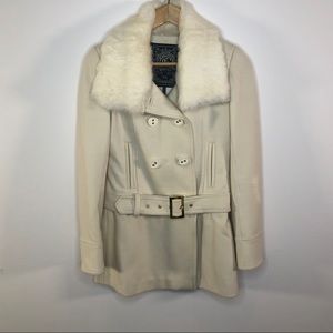 Cream coat faux fur detachable collar.Never worn.